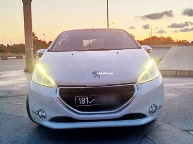 Peugeot 208 STYLE 1,2 Peugeot 208 STYLE 1,2