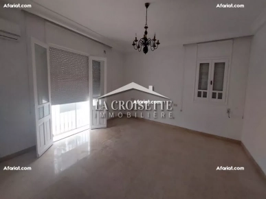 Villa S+4 avec piscine à Gammarth MVL1532