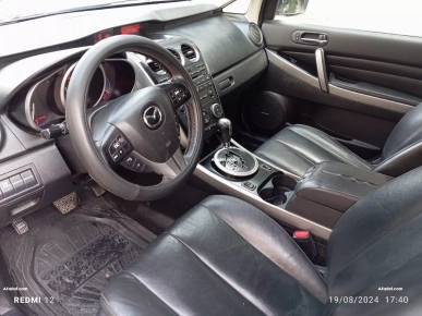 a vendre une belle Mazda CX-7 très propre