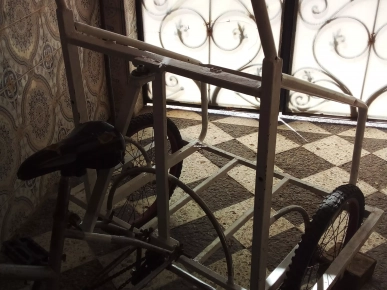 A VENDRE TRICYCLE A VENDRE TRICYCLE