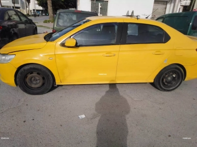 Taxi a vendre 15500 dt téléphone 54312442 Taxi a vendre 15500 dt téléphone 54312442