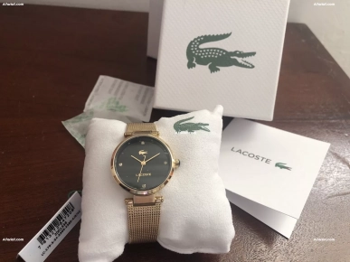 Montre femme Lacoste originale en tres bon état