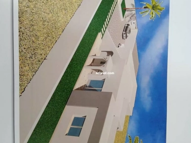 Villa inachevée à Hammamet sud .