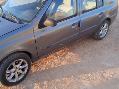 Avendre clio Avendre clio