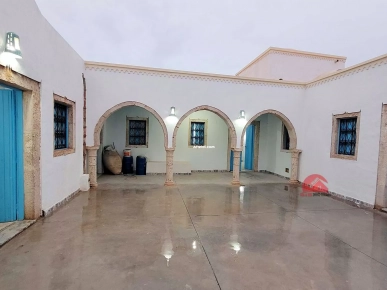 HOUCH DJERBIEN À HOUMT SOUK ZU DJERBA - RÉF H490