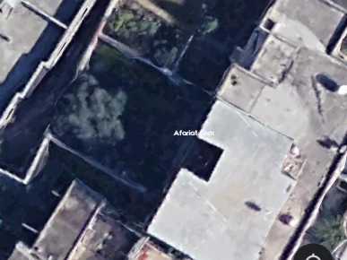 Terrain de 100 mètres a cité essada
