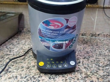 2 en 1 (Multi-cuiseur/ blender) marque Philips 1000w2 litres