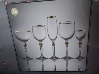 Service cristal d'une marque italienne Service cristal d'une marque italienne