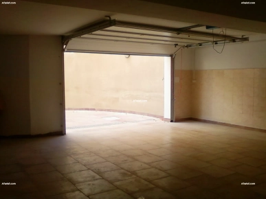 S 1 spacieux à Ain Zaghouan Nord