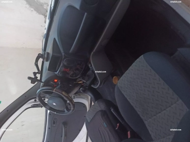 voiture utilitaire fiat Doblo en bonne état