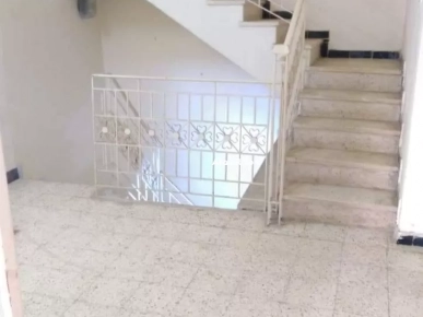 une maison de 2 etages a vendre