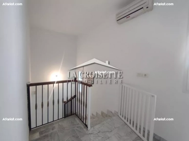 Duplex S+3 avec jardin à La Marsa MDL0411