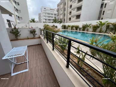 Location Vacance : Appartement S+1 Haut Standing Avec Terrasse