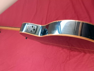 Guitare électro acoustique LAG Tramontane T100ACE