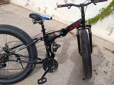 2 beaux VTT importés, pliables