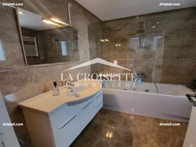 Duplex meublé S+2 avec terrasse à Gammarth MDL0643