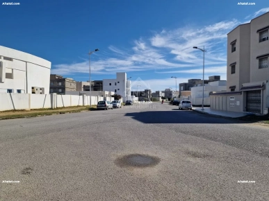 Superbe lot de terrain de 380 m² à AFH Mrezga à vendre 51355351