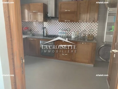 Etage de villa S+3 à Ain Zaghouan Nord  ZEL0500