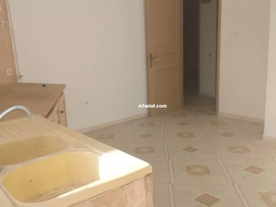 à vendre Maison S+2 a Ezzahra