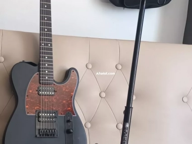Guitare HARLEY BENTON standard COUPE TELECASTER ETAT PARFAIT Guitare HARLEY BENTON standard COUPE TELECASTER ETAT PARFAIT