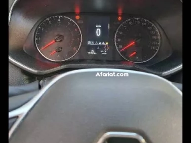 Clio  5  importé