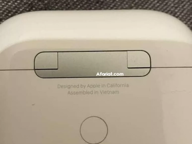 airpods  .