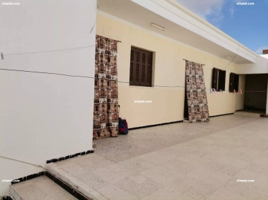 Villa et maisonnette "dar arbi" emplacement et superficie idéal