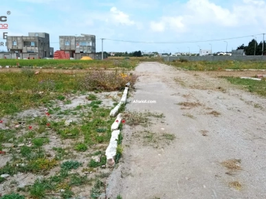 A vendre un terrain constructible à dar Allouche. A vendre un terrain constructible à dar Allouche.