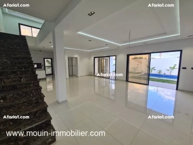 VILLA ILYNE El Bessbassia Hammamet Sud AV1950