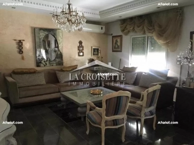 Villa S+3 avec piscine à la Soukra MVL0021