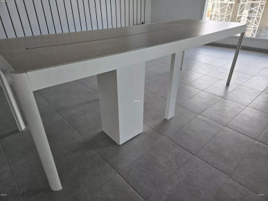 Tables d'exposition MDF Neuves