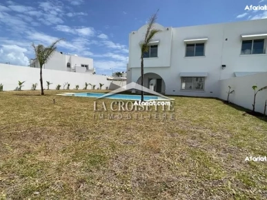 Villa S+3 avec piscine à Gammarth MVL1382