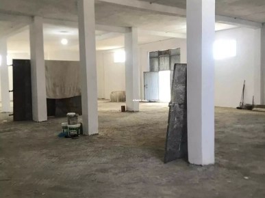 Dépôt à louer – La Soukra (zone résidentielle sécurisée)