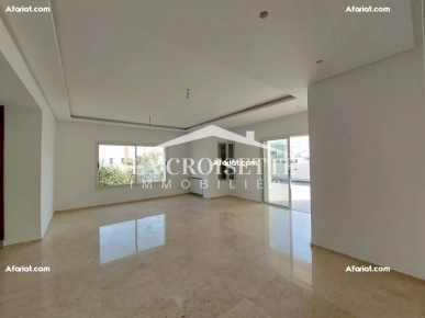 Appartement S+2 avec jardin et piscine à Gammarth MAL1467