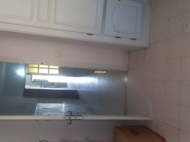 Etage de villa et Studio a vendre a Mourouj 1