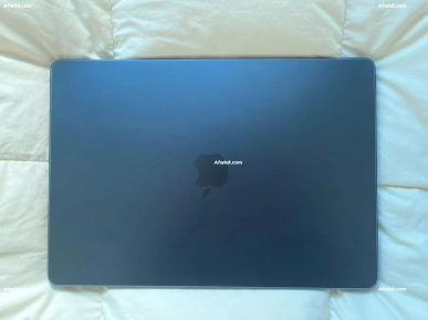 APPLE MacBook Air M2 15" (Minuit) 2023