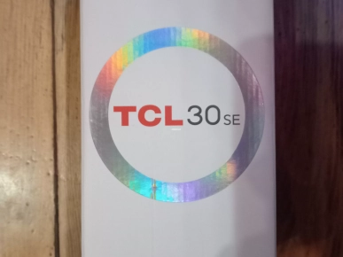 TCL 30 se  +. Anticasse