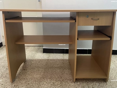 Bureau élève / table de travail / table ordinateur fixe