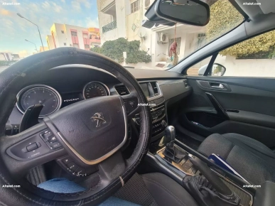 Voiture Peugeot 508
