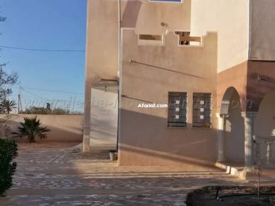 Jolie villa vue de mer à vendre à Midoun-Beni Maaguel - Djerba