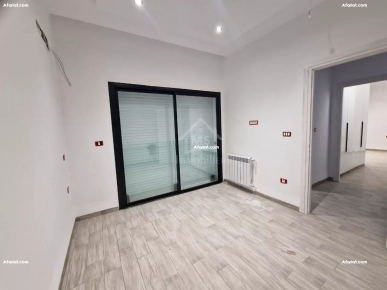 Un duplex avec piscine presque fini à vendre 51355351