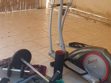 Matériel de musculation et Vélo elliptique