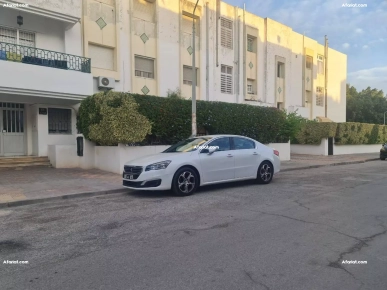 Voiture Peugeot 508