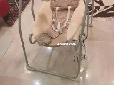 a vendre canapé lit / poussette/ balançoire