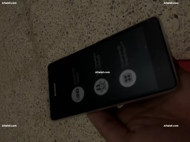 smartphone a6000 lenovo cacheté