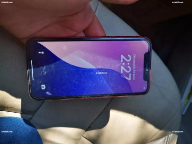 iphone 11 red