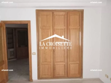 Appartement S+2 à La Marsa ZAL1131