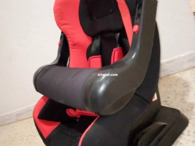 À vendre : Siège auto bébé comme neuf !