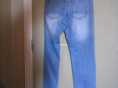 pantalon jeans marque "Kiabi"