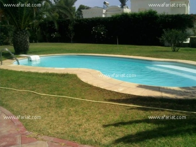 Villa avec piscine accés privé à la plage